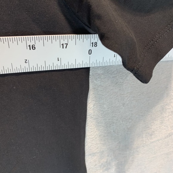 Guess Men's Tee T Shirt S Black Holographic Logo Short Sleeve Crew Neck - Picture 9 of 11